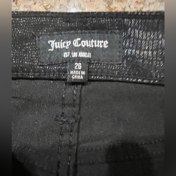 JUICY COUTURE HIGH RISE SKINNY
COATED FAUX SNAKESKIN Size 26 NWT - Picture 11 of 11